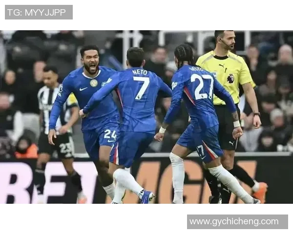 国王杯激战：里昂与切尔西战成平局十大精彩进球回顾引发全场热议