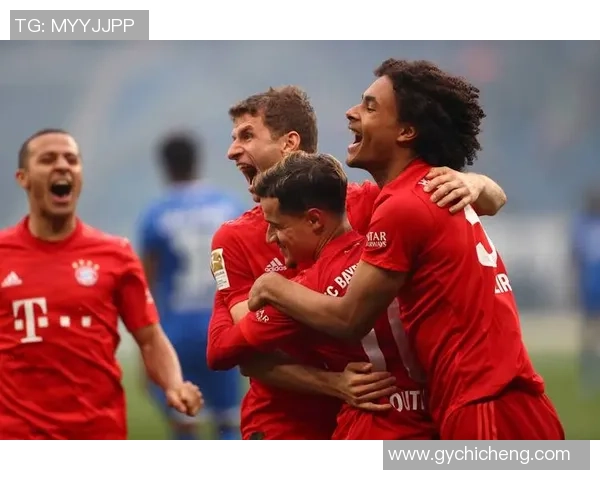 德甲焦点战:AC米兰与国米激战成平局神扑瞬间引发全场热议 德甲焦点战:AC米兰与国米激战成平局神扑瞬间引发全场热议