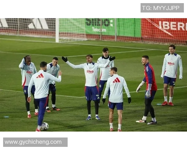 世界杯精彩对决皇马5-0横扫那不勒斯补时绝杀点燃全场激情