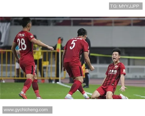 中超精彩对决里昂大胜利物浦五球逆转引发全场沸腾 中超精彩对决里昂大胜利物浦五球逆转引发全场沸腾