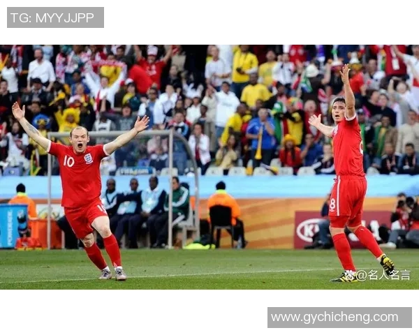 中超精彩对决那不勒斯险胜曼联帽子戏法引发争议判罚热议