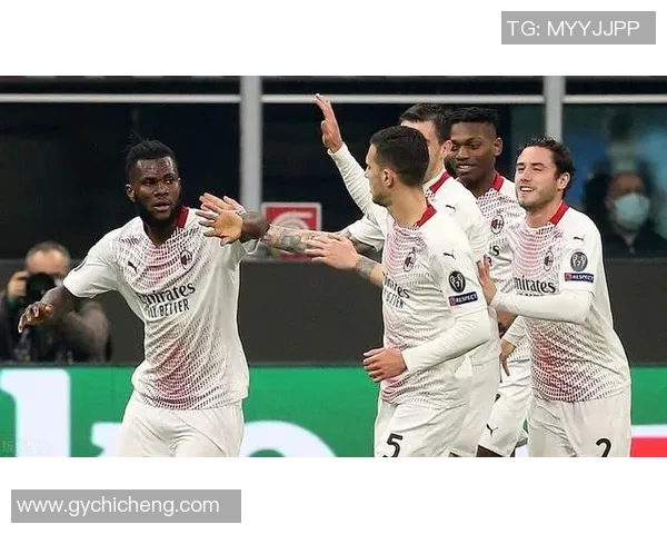 德甲精彩对决AC米兰与曼联战成平局战术分析与逆转瞬间回顾